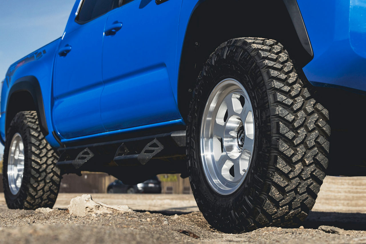 taco 2019 Toyota Tacoma - Fuel HYPE - Machined | Fuel Off-Road Wheels
